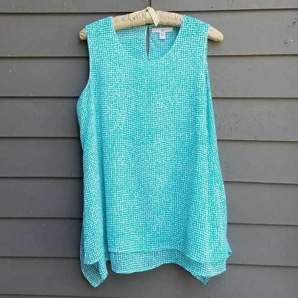 Fever Turquoise White Sleeveless Top with Longer Sides Size Large
